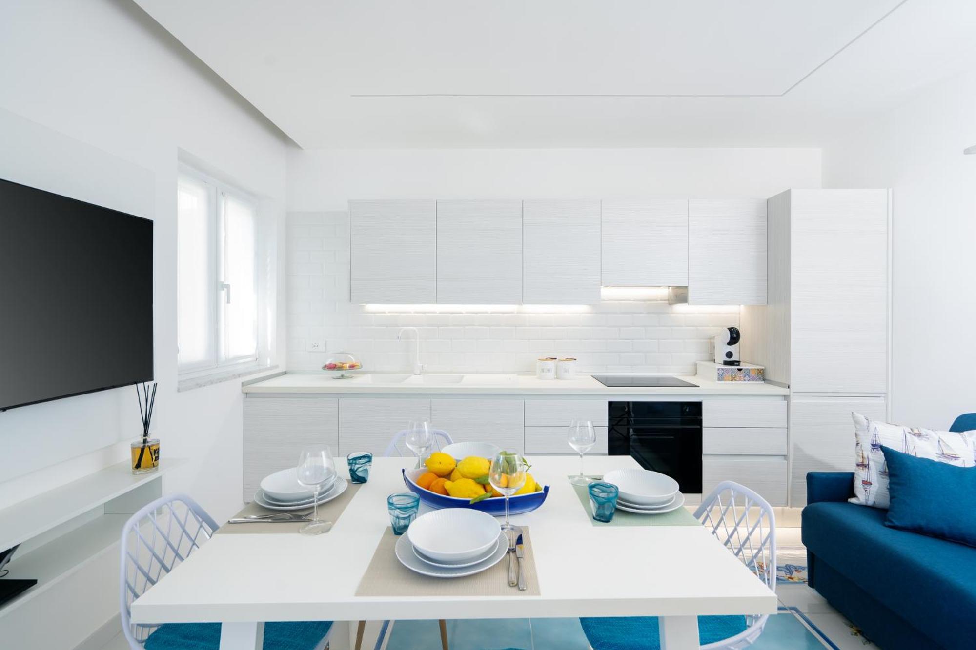 Sea View Deluxe Apartments Vico Equense Exterior photo